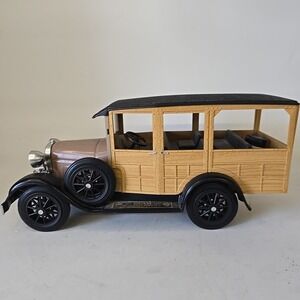 Jim Beam 1929 Ford Model A Woodie Station Wagon Car Decanter No Box Vintage 1983